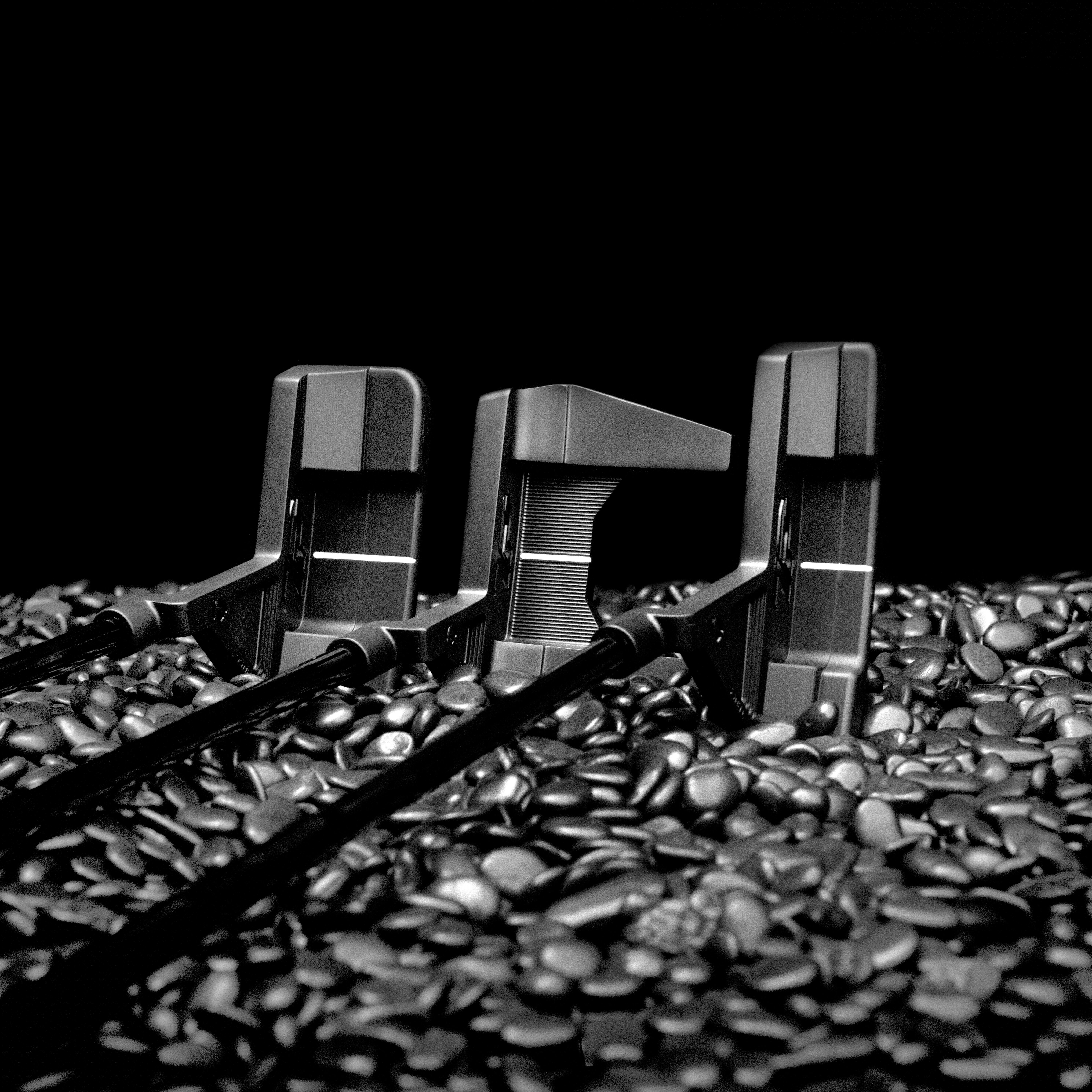 TP Black Truss Collection