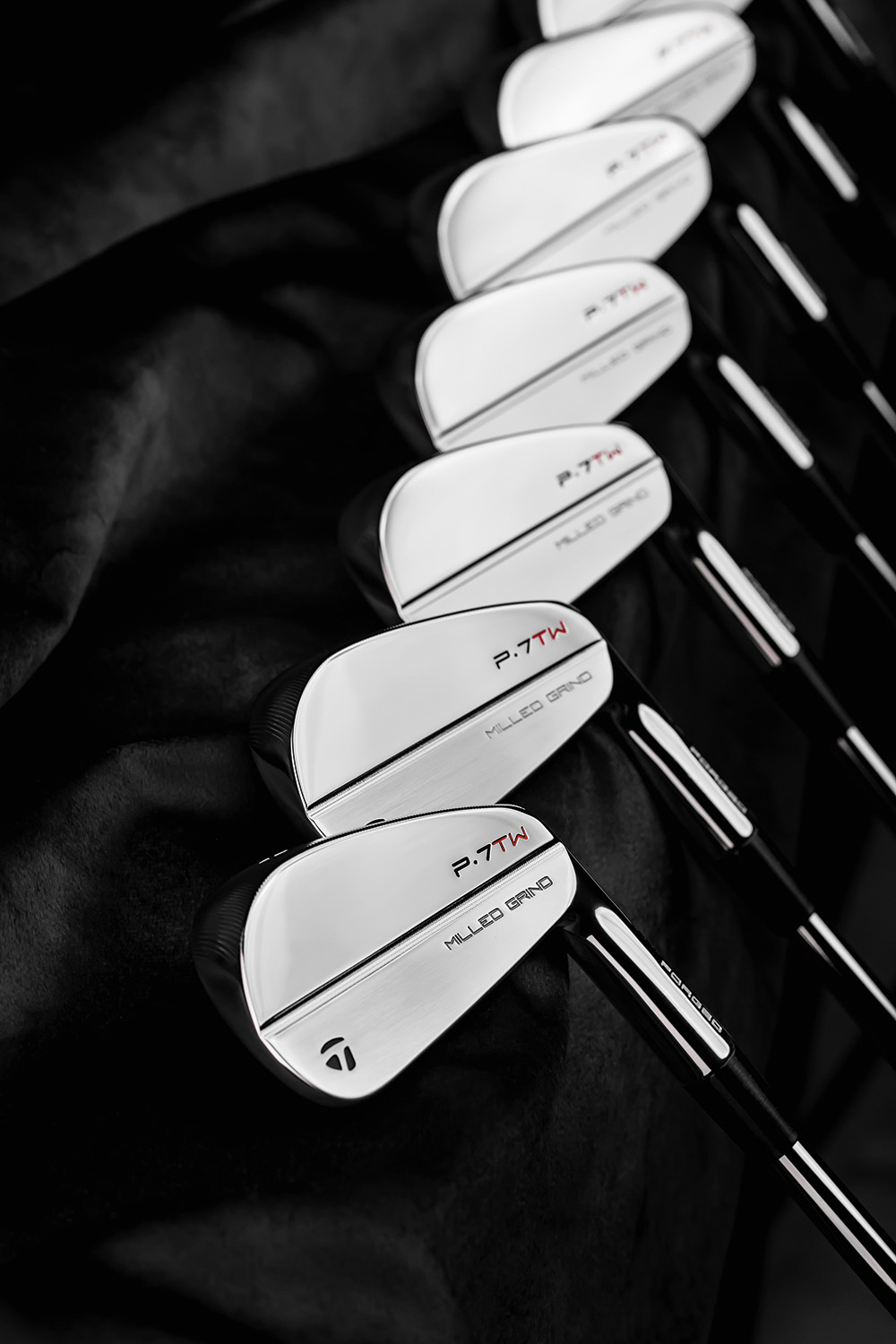 TaylorMade P7TW 8本 ダイナミックTour issue New Taylormade P7TW Irons | Tiger Woods Edition | Custom